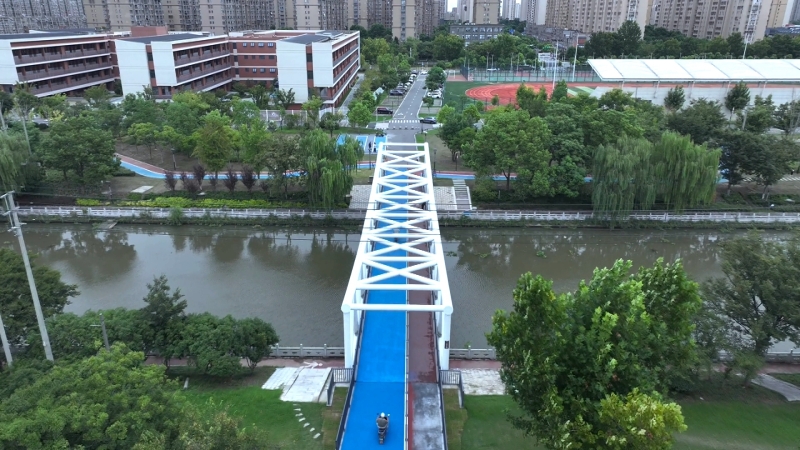 改造学校周边“微空间” 缓解交通拥堵难题