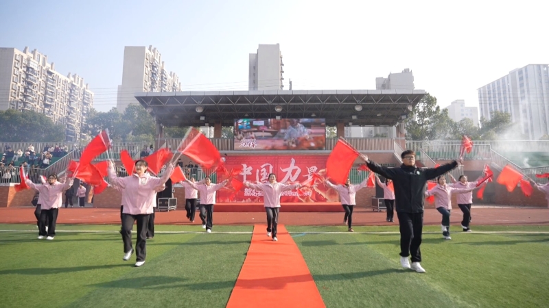 黄桥：亲子运动会“战味”浓