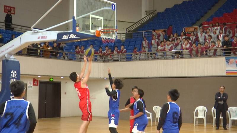 2025年泰兴市篮球争霸赛（学生组）圆满落幕