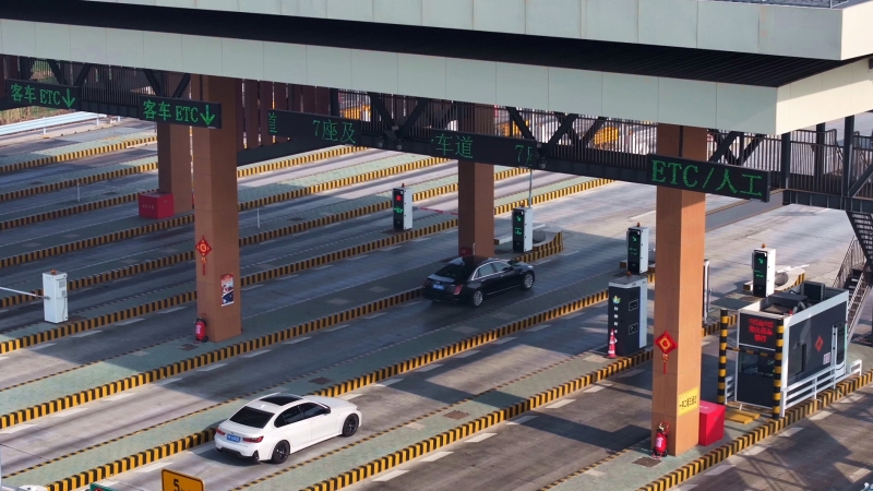 常泰长江大桥智慧护航首个春运