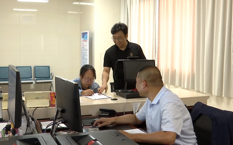 市自然资源和规划局： 十年深耕 从能办到智办立起不动产服务标杆