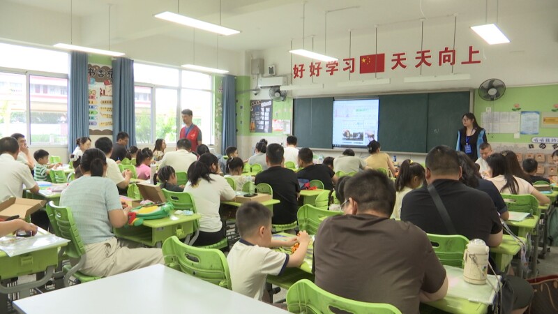 省青少年科技模型大赛泰州选拔赛泰兴赛点开赛