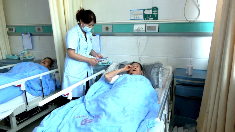 长护险托起失能老人“稳稳的幸福”